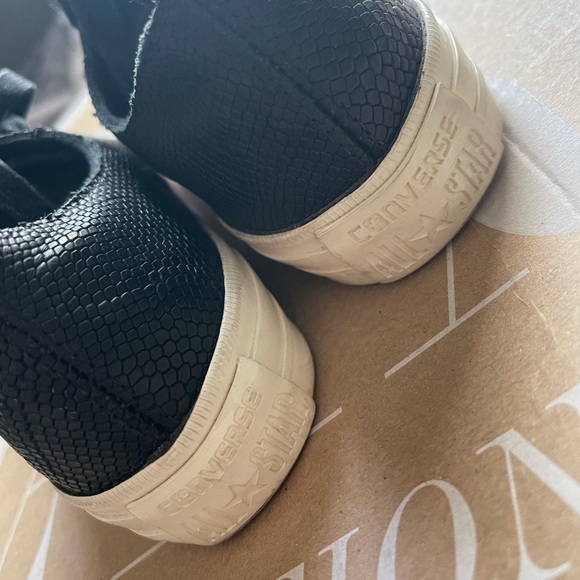 CONVERSE OX LEATHER SNAKE SKIN PRINT SNEAKERS - Picture 5 of 15